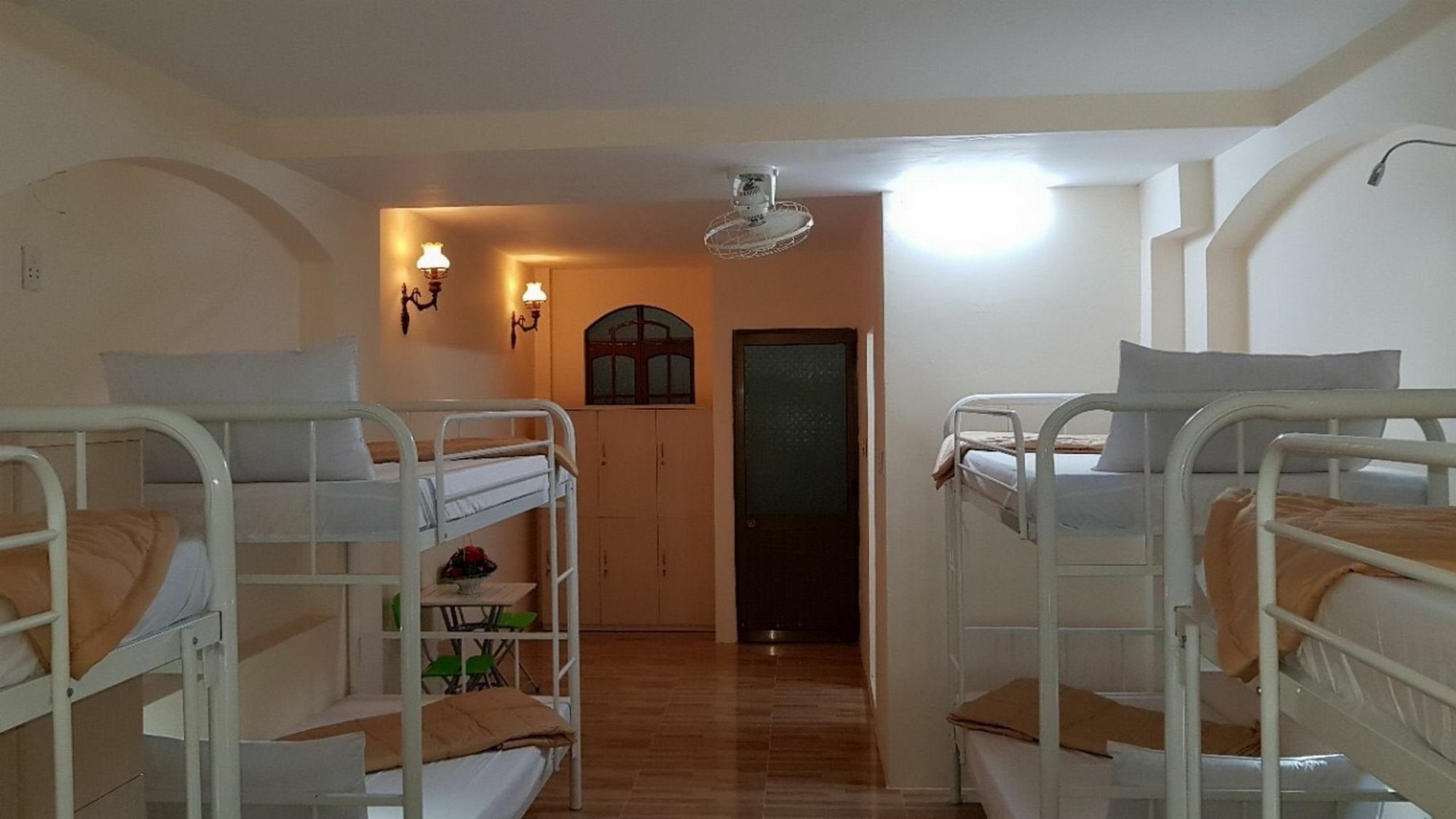 Saigon Fantastic Hostel Ho Chi Minh City Exterior photo
